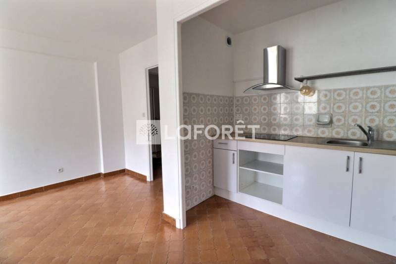 appartement 2 pieces centre ville saint raphael